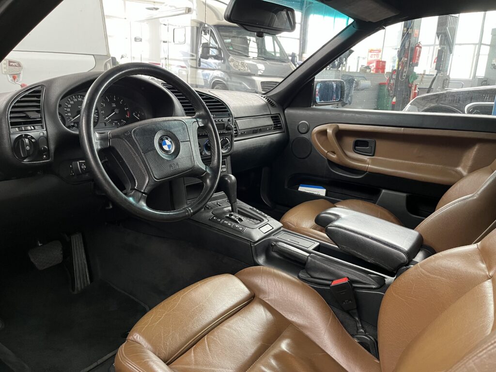 Interior of E36